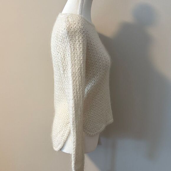 Ann Taylor Mohair Wool Blend Cream Long Sleeve Knit Sweater. Size Small - Picture 2 of 7